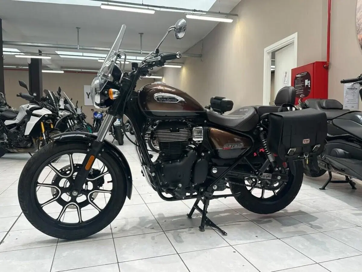 Royal Enfield Meteor 350 (2021 - 26) (3)