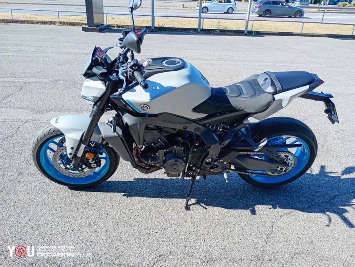 Yamaha MT-09 (2024 - 26) (3)