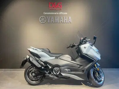 Yamaha T-Max 560 Tech Max (2025 - 26) usata