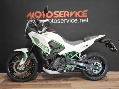 Kawasaki KLE 500 SE (2026) usata