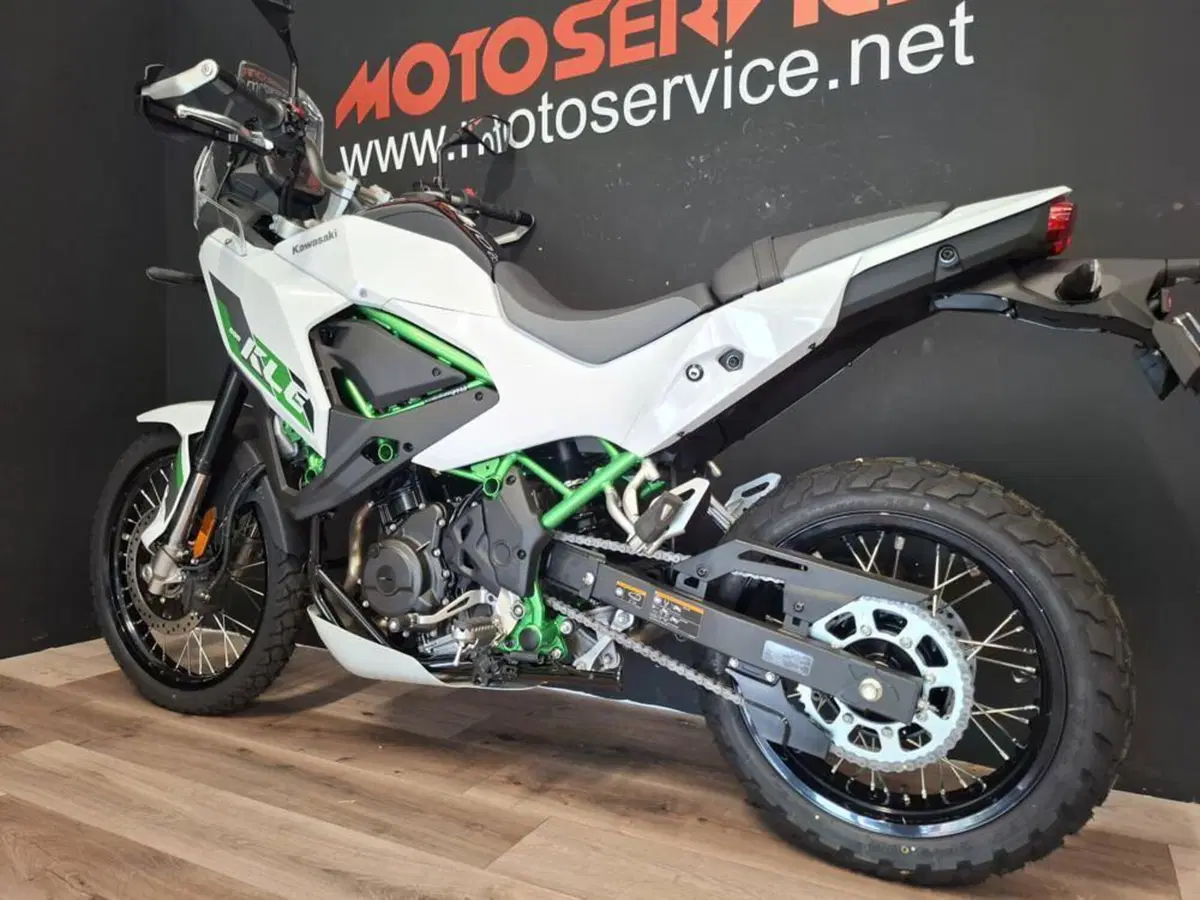 Kawasaki KLE 500 SE (2026) (3)
