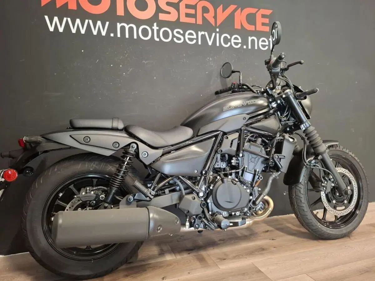 Kawasaki Eliminator 500 SE (2024 - 26) (6)