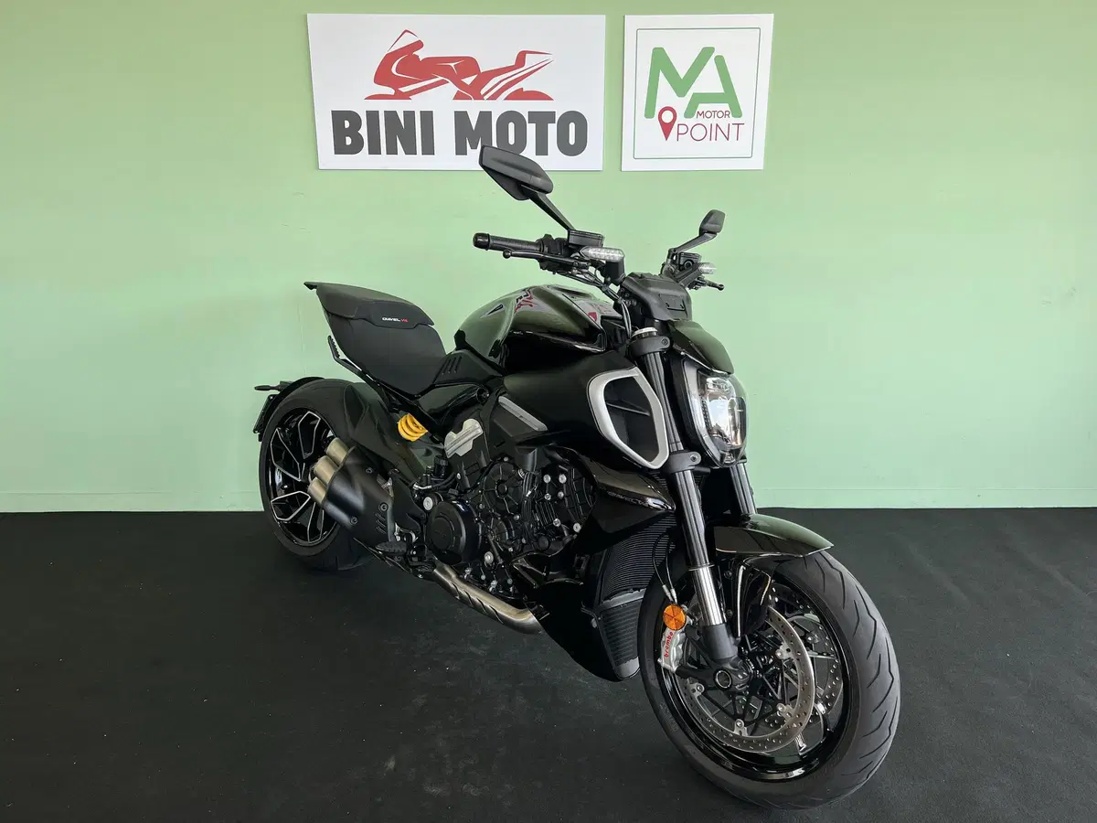 Ducati Diavel V4 (2023 - 26) (2)