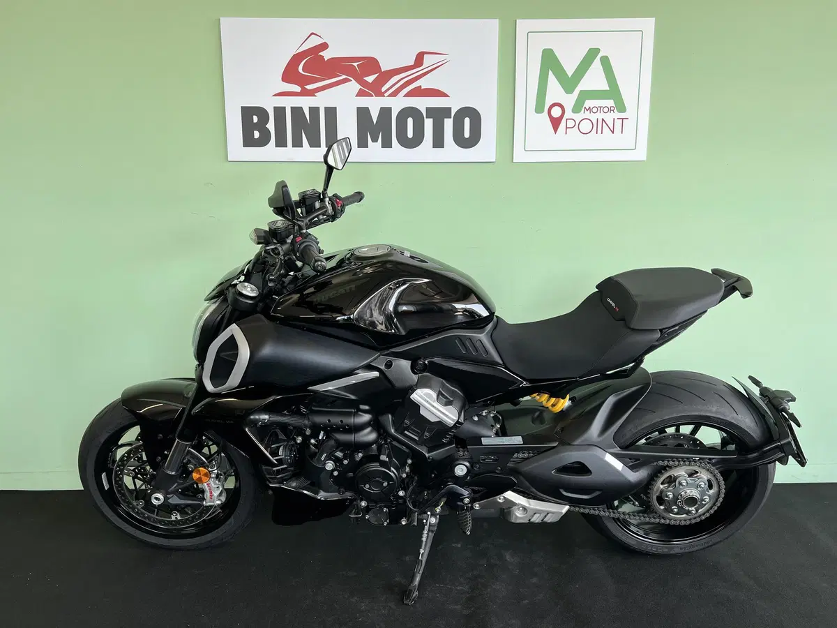 Ducati Diavel V4 (2023 - 26) (5)