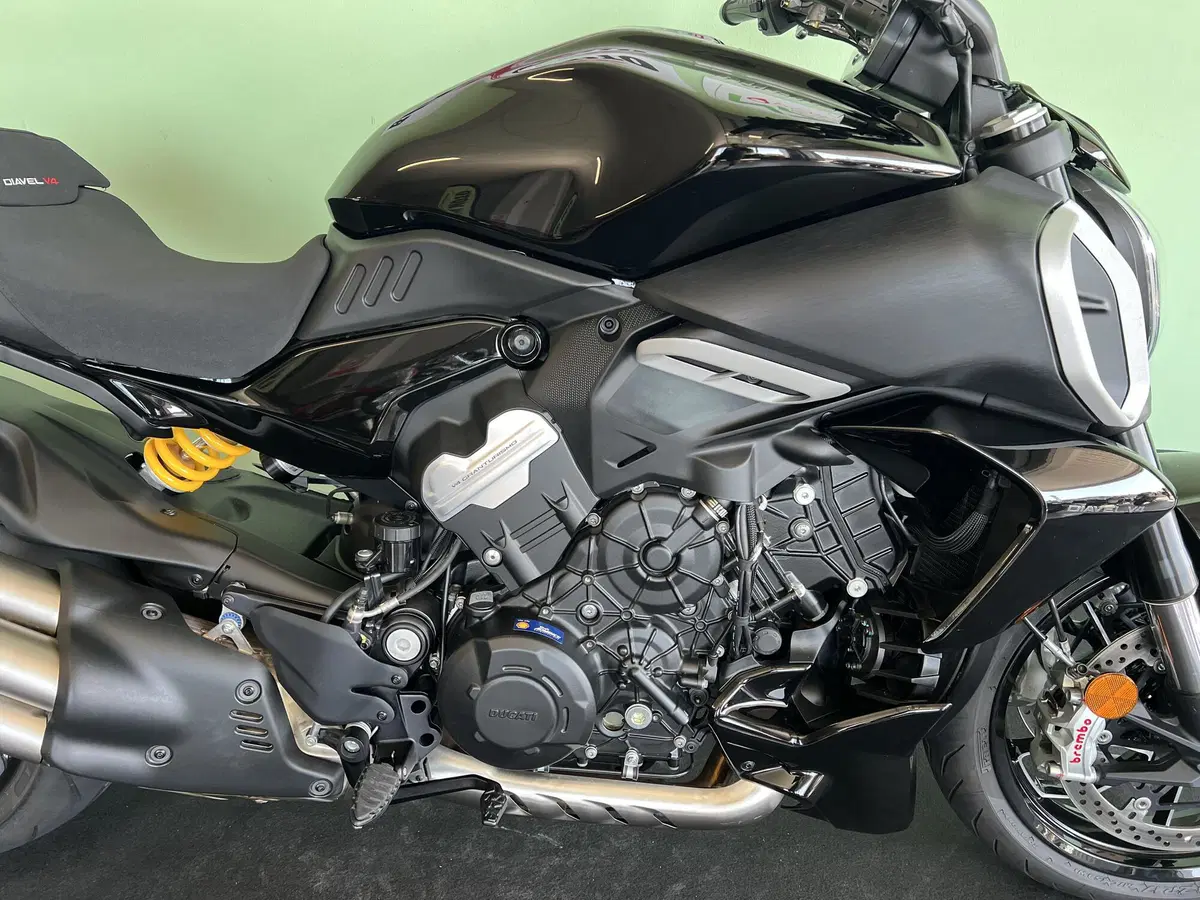 Ducati Diavel V4 (2023 - 26) (9)