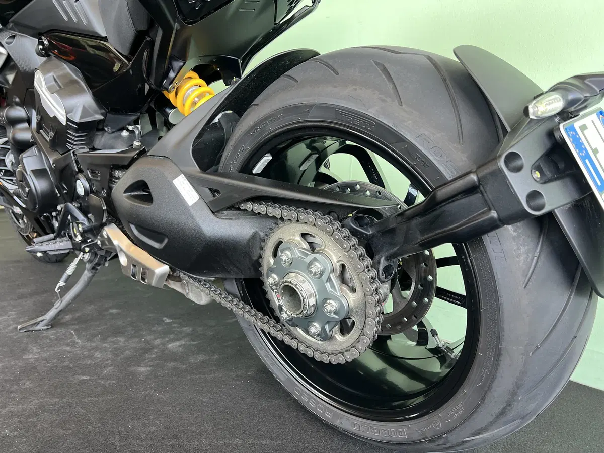 Ducati Diavel V4 (2023 - 26) (17)