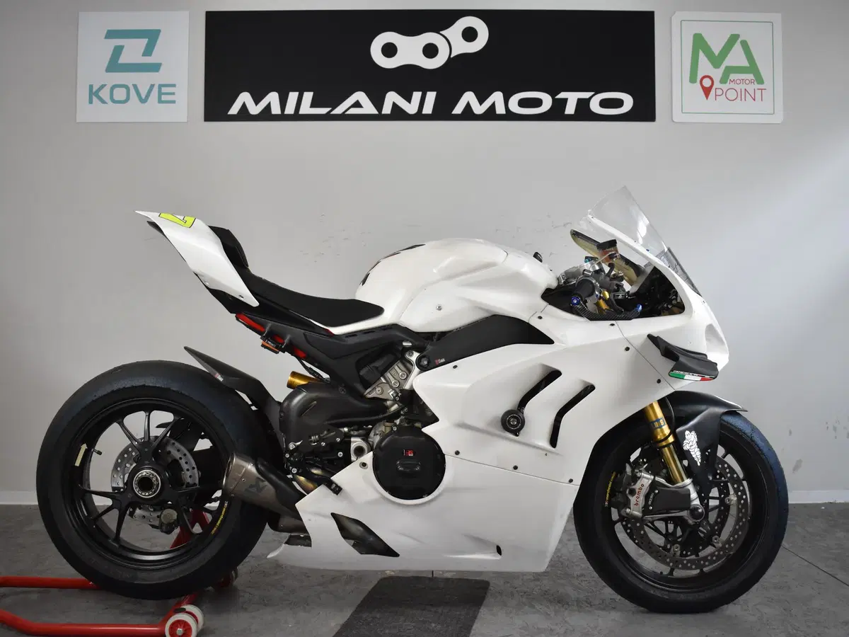 Ducati Panigale V4 S 1100 (2021)