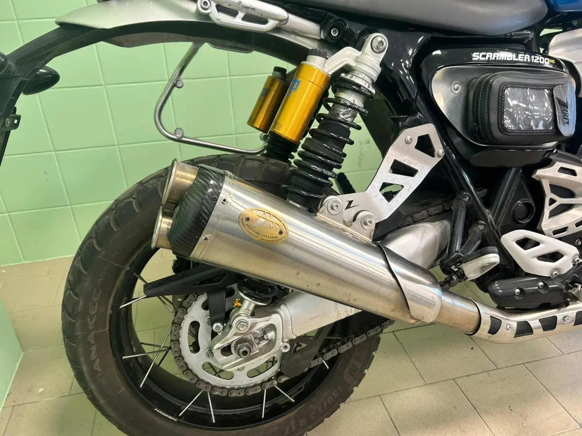 Triumph Scrambler 1200 XE (2019 - 20) (18)