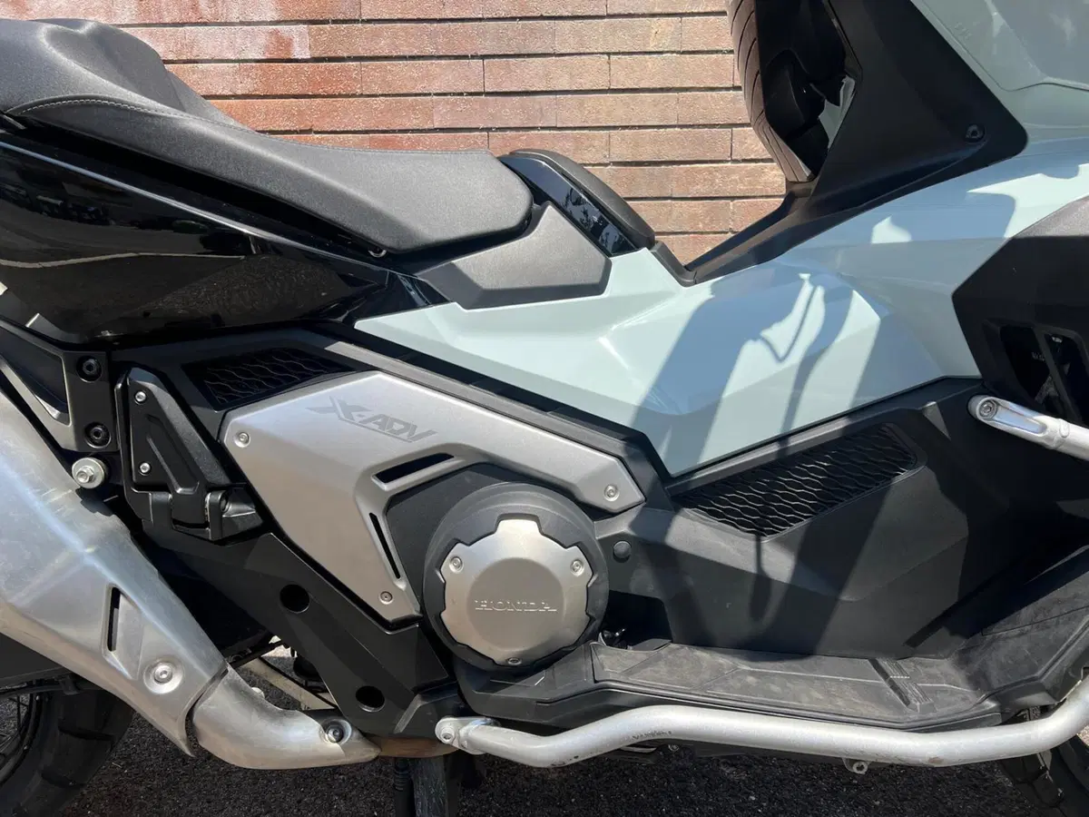Honda X-ADV 750 DCT Adventure (2021 - 24) (8)