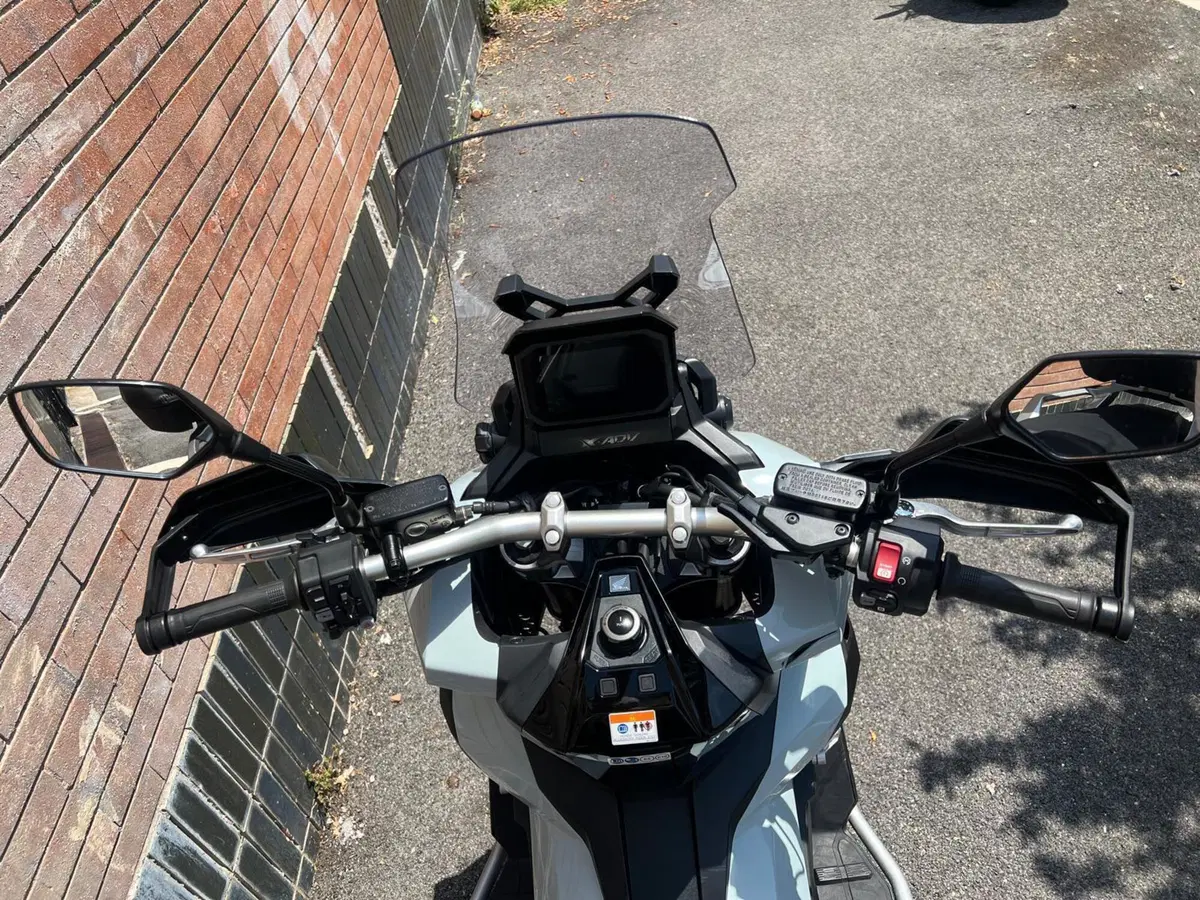 Honda X-ADV 750 DCT Adventure (2021 - 24) (9)