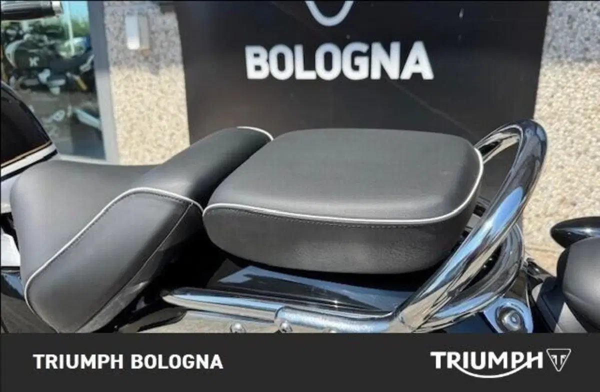 Triumph Bonneville Speedmaster 1200 (2026) (6)