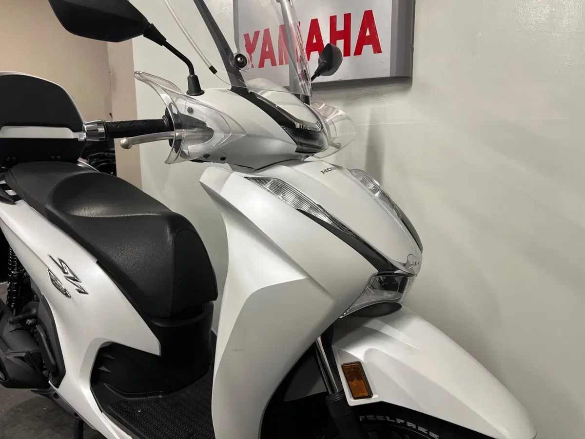Honda SH 350 (2021 - 24) (2)