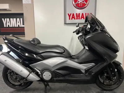 Yamaha T-Max 530 (2017 - 19) usata
