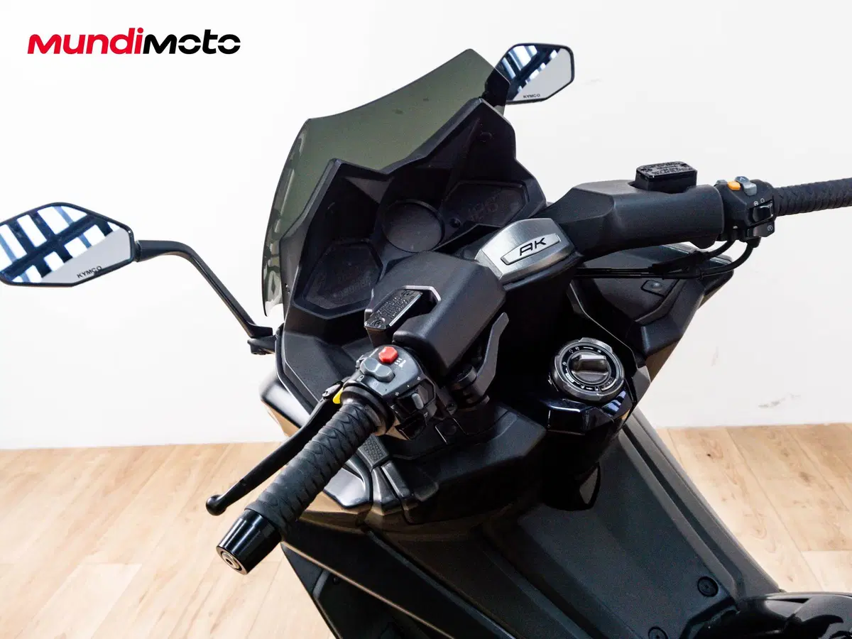 Kymco AK 550 ETS (2021 - 26) (11)