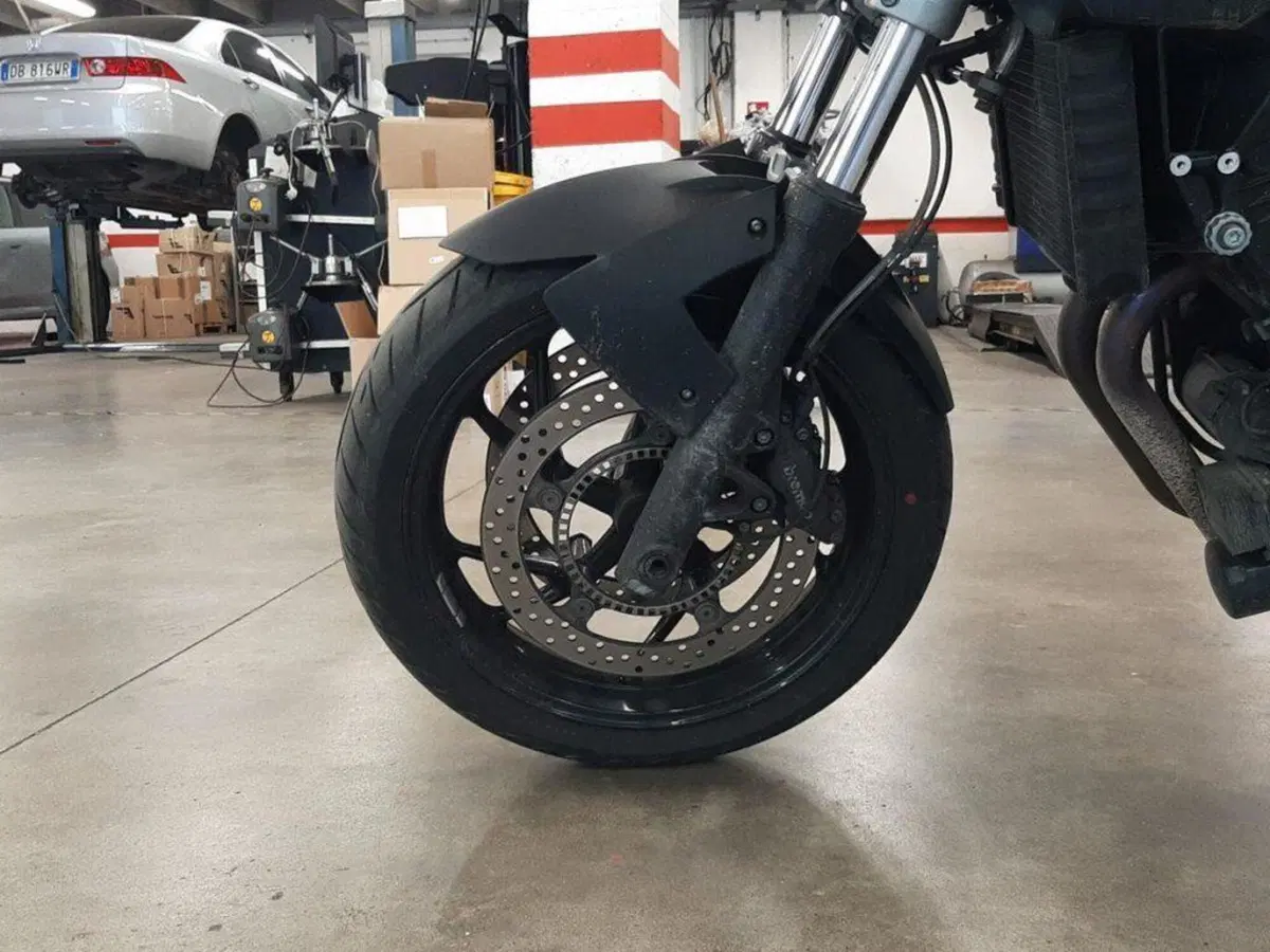 Bmw F 800 R (2015 - 16) (8)