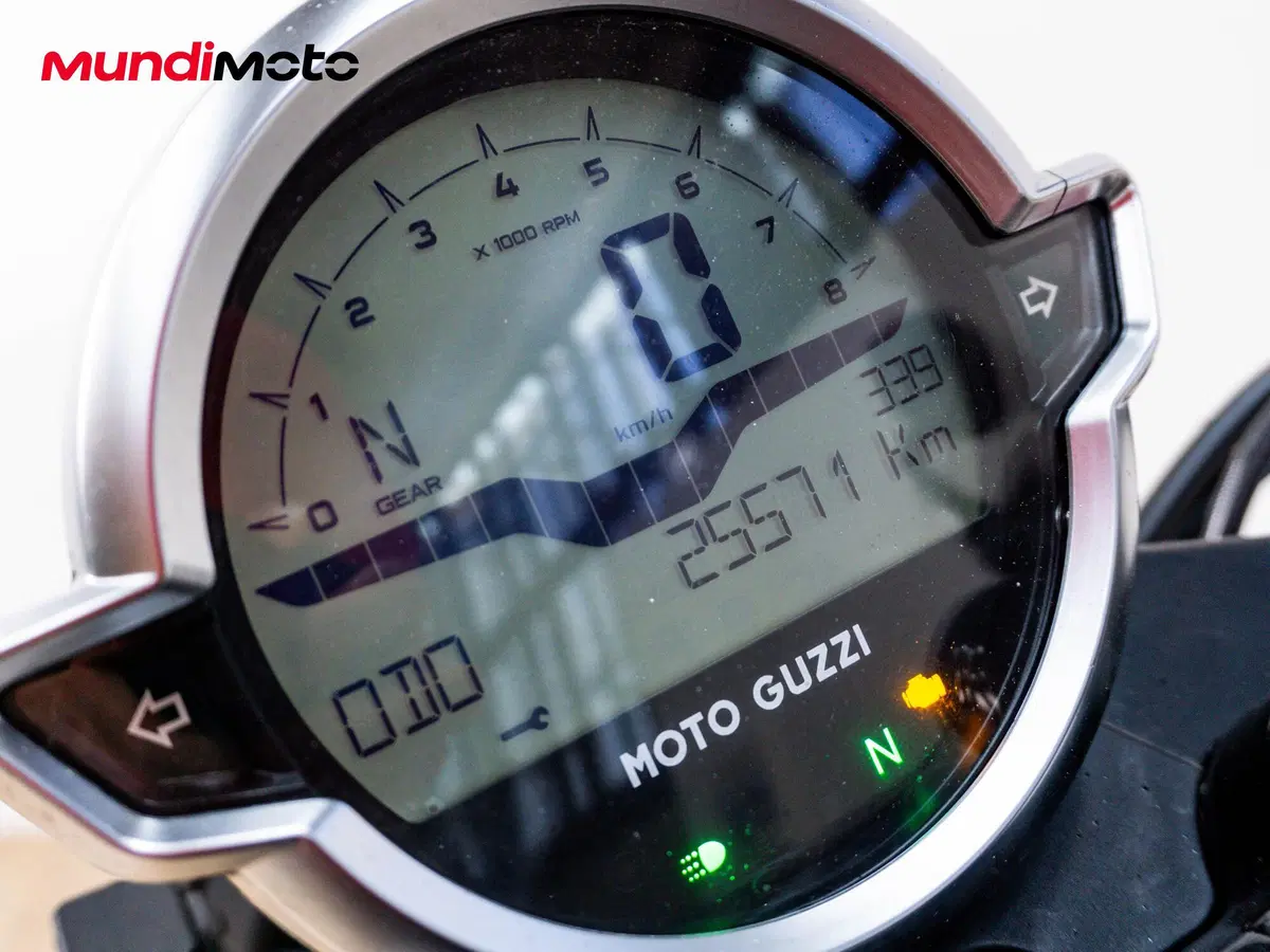 Moto Guzzi V7 850 Stone Special Abs (2021) (12)