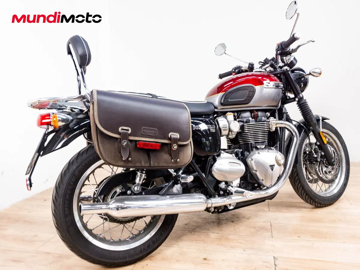 Triumph Bonneville T120 Gold Line Edition (2021) (3)