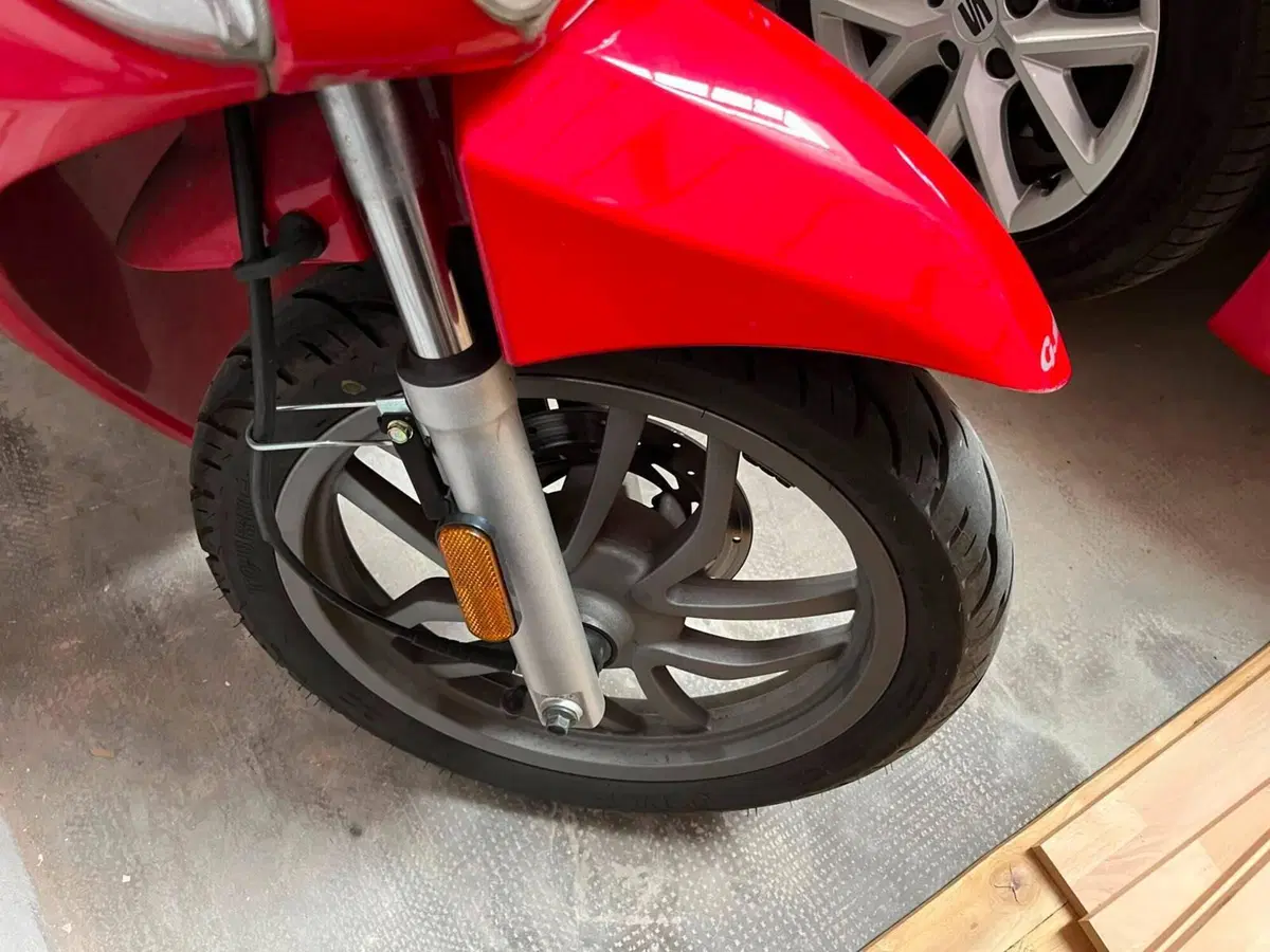 Kymco People 125i One DD (2016 - 17) (10)
