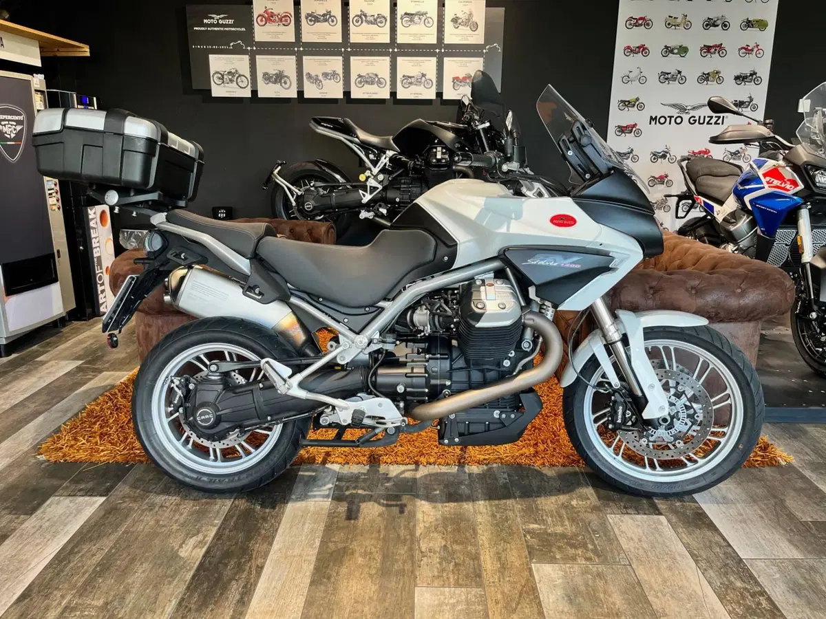 Moto Guzzi Stelvio 1200 8V (2011 - 16) (2)
