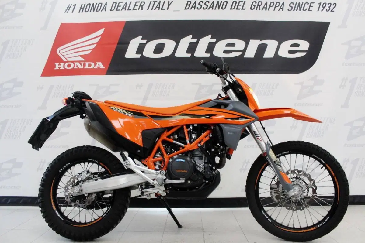 KTM 690 Enduro R (2022 - 25)