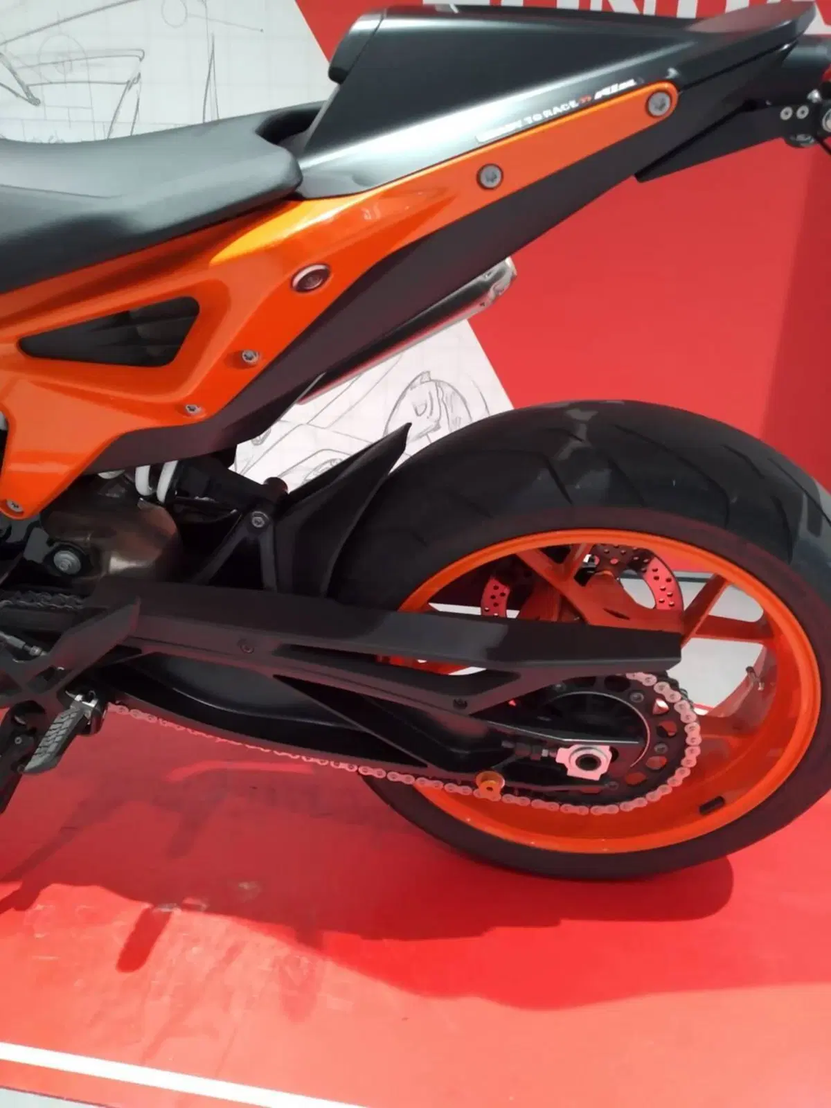 KTM 890 Duke GP (2022 - 23) (3)
