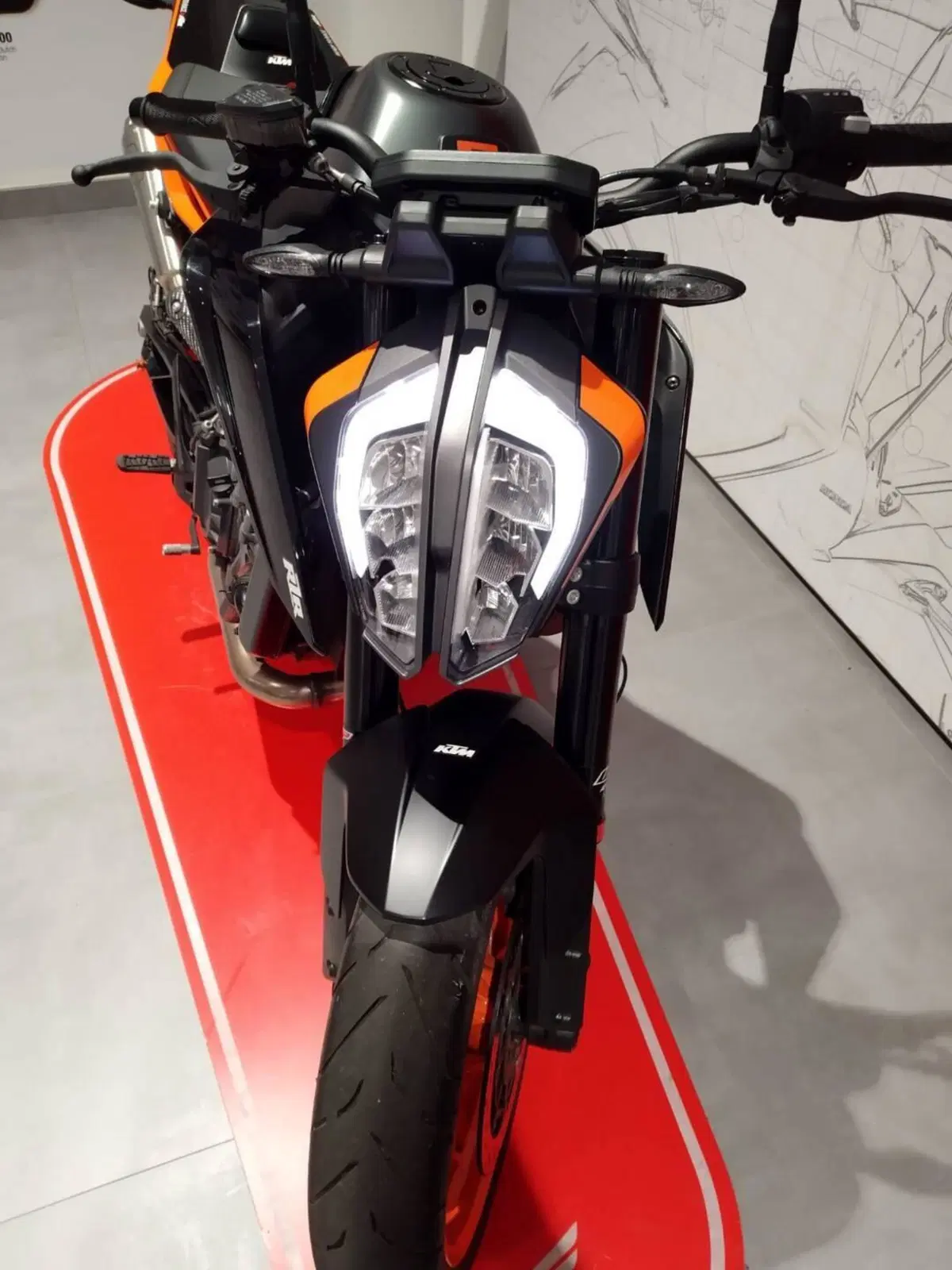 KTM 890 Duke GP (2022 - 23) (8)