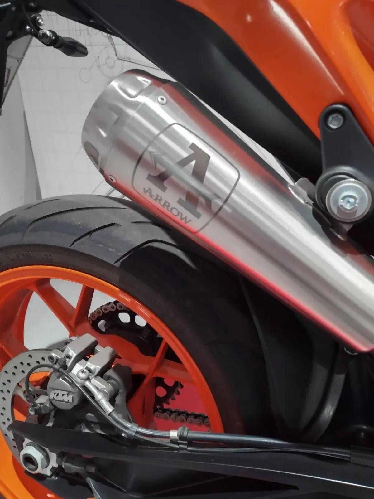 KTM 890 Duke GP (2022 - 23) (12)