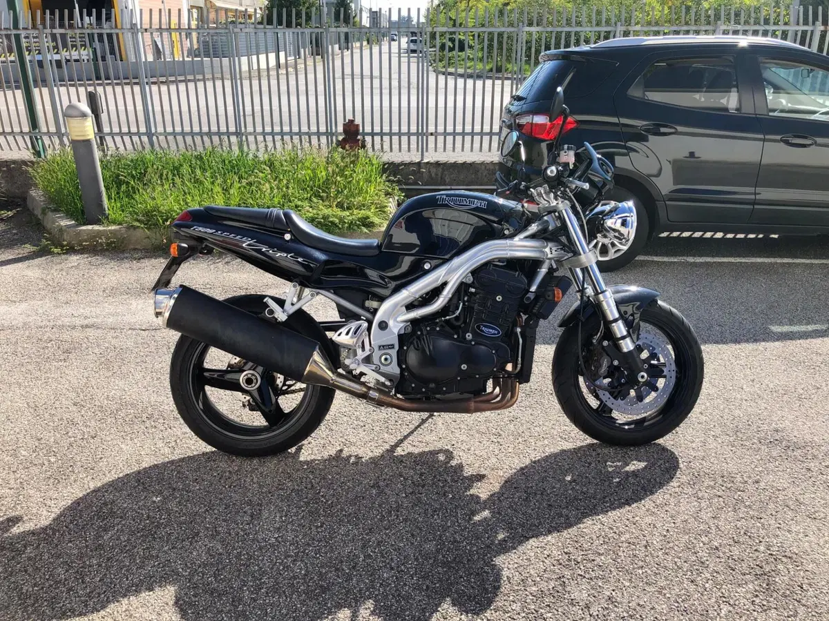 Triumph Speed Triple T509 (2)