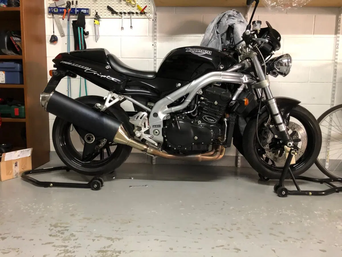 Triumph Speed Triple T509 (4)