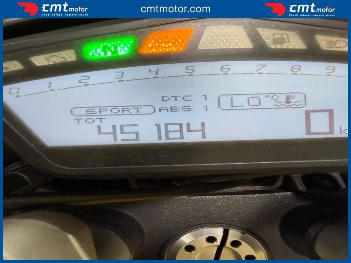 Ducati Hypermotard 821 (2013 - 15) (5)