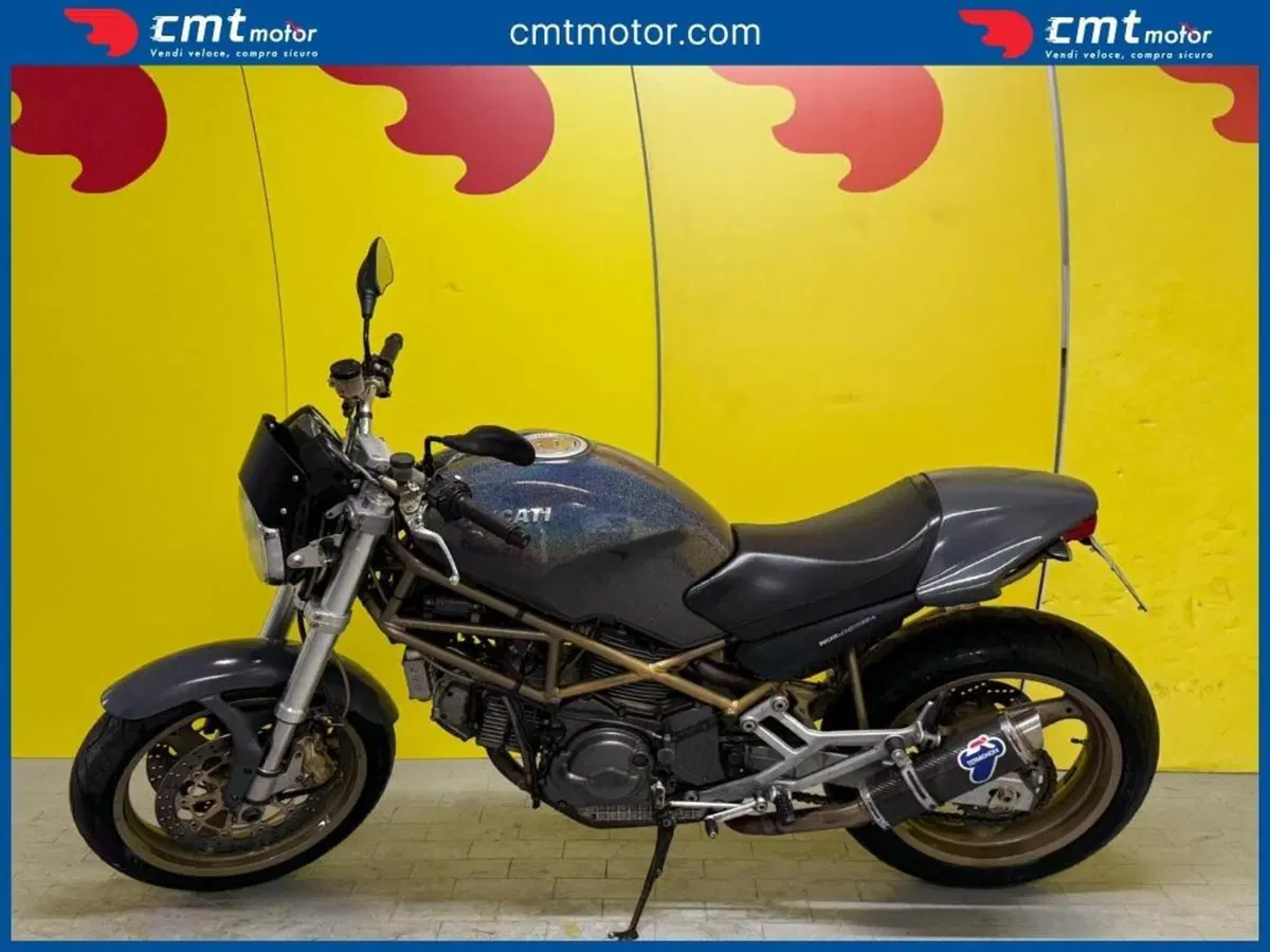 Ducati Monster 900 I.E. (1999 - 02) (3)