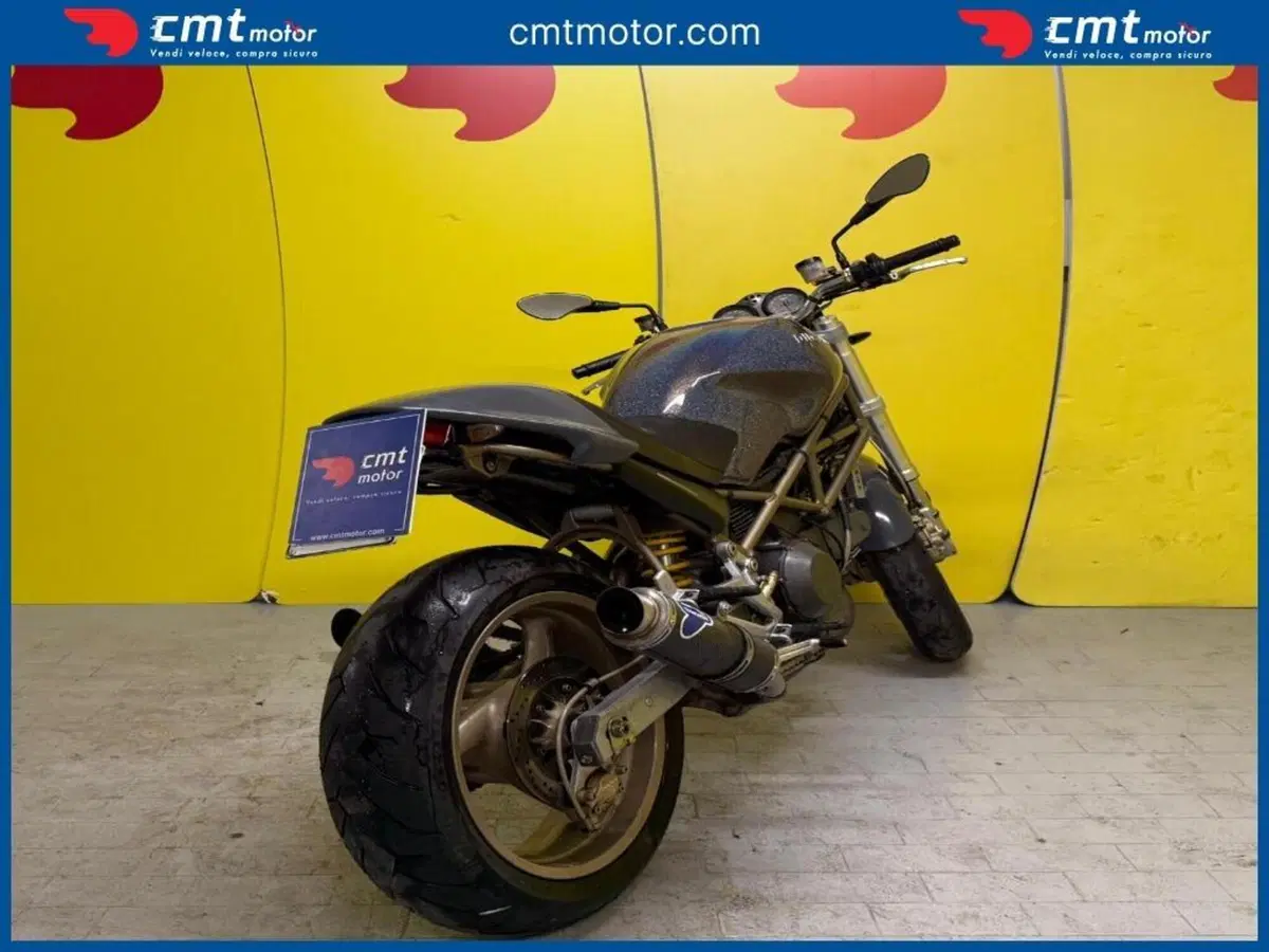 Ducati Monster 900 I.E. (1999 - 02) (4)