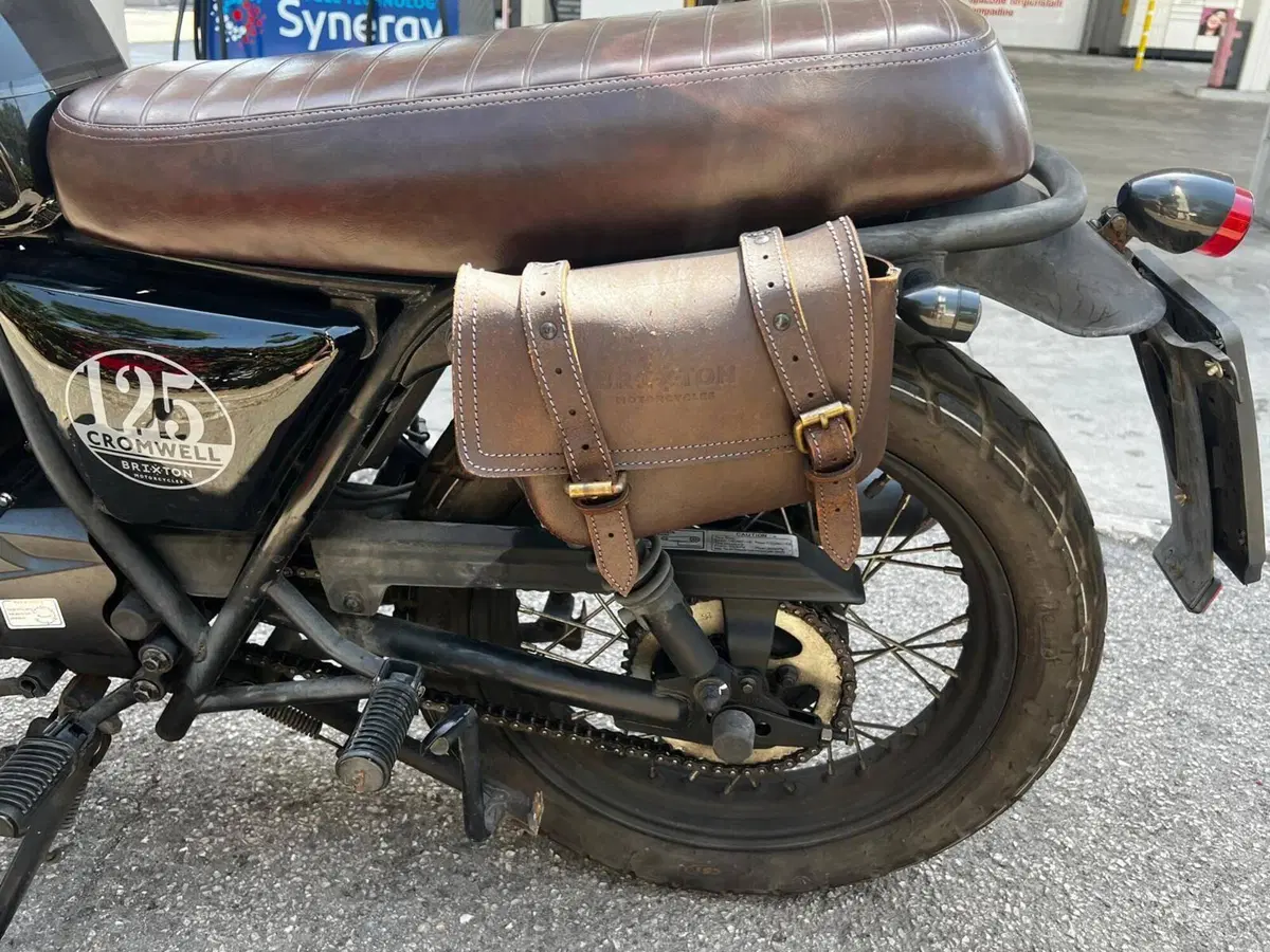 Brixton Motorcycles Cromwell 125 CBS (2021 - 26) (3)