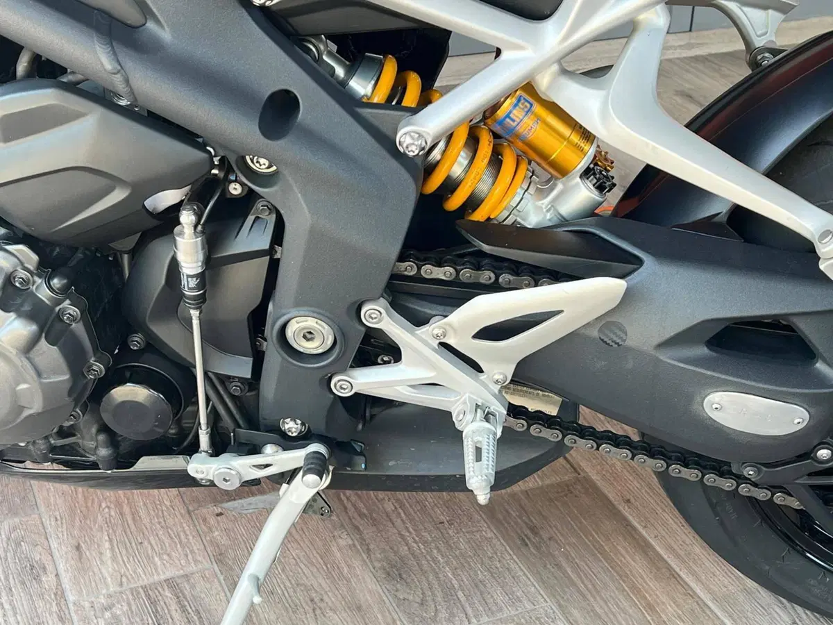 Triumph Speed Triple 1200 RS (2021 - 24) (15)