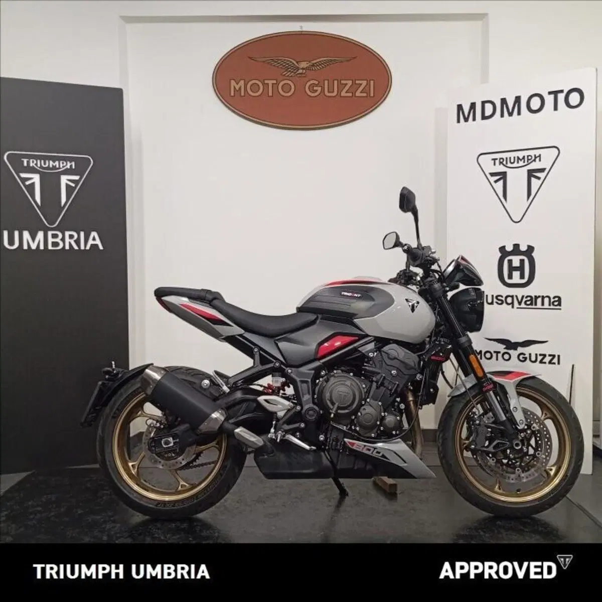 Triumph Trident 800 (2026)