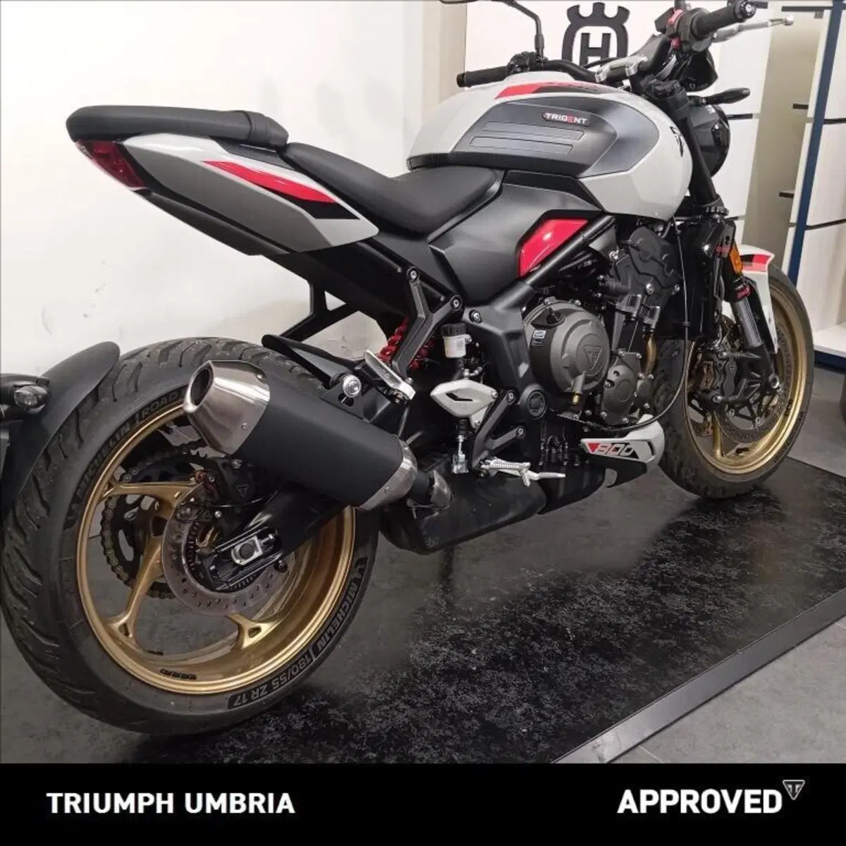 Triumph Trident 800 (2026) (2)