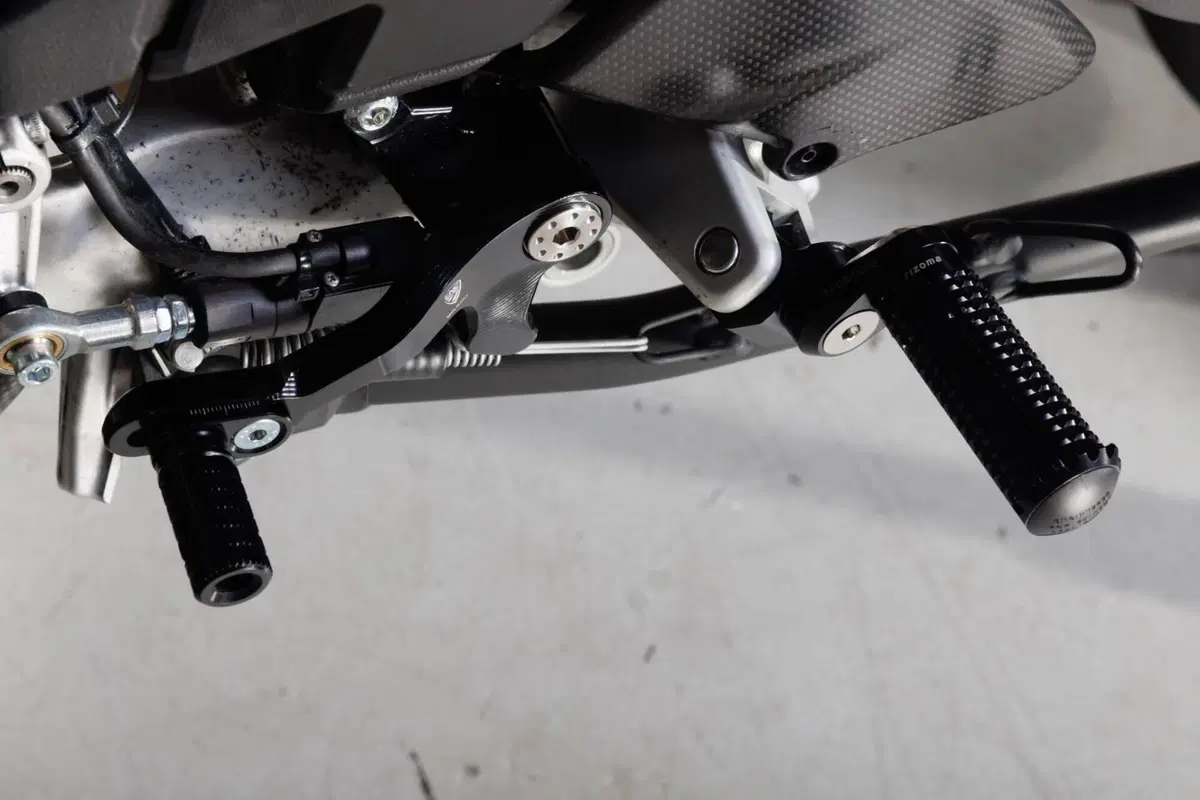 Ducati Multistrada V4 Pikes Peak (2021 - 24) (18)