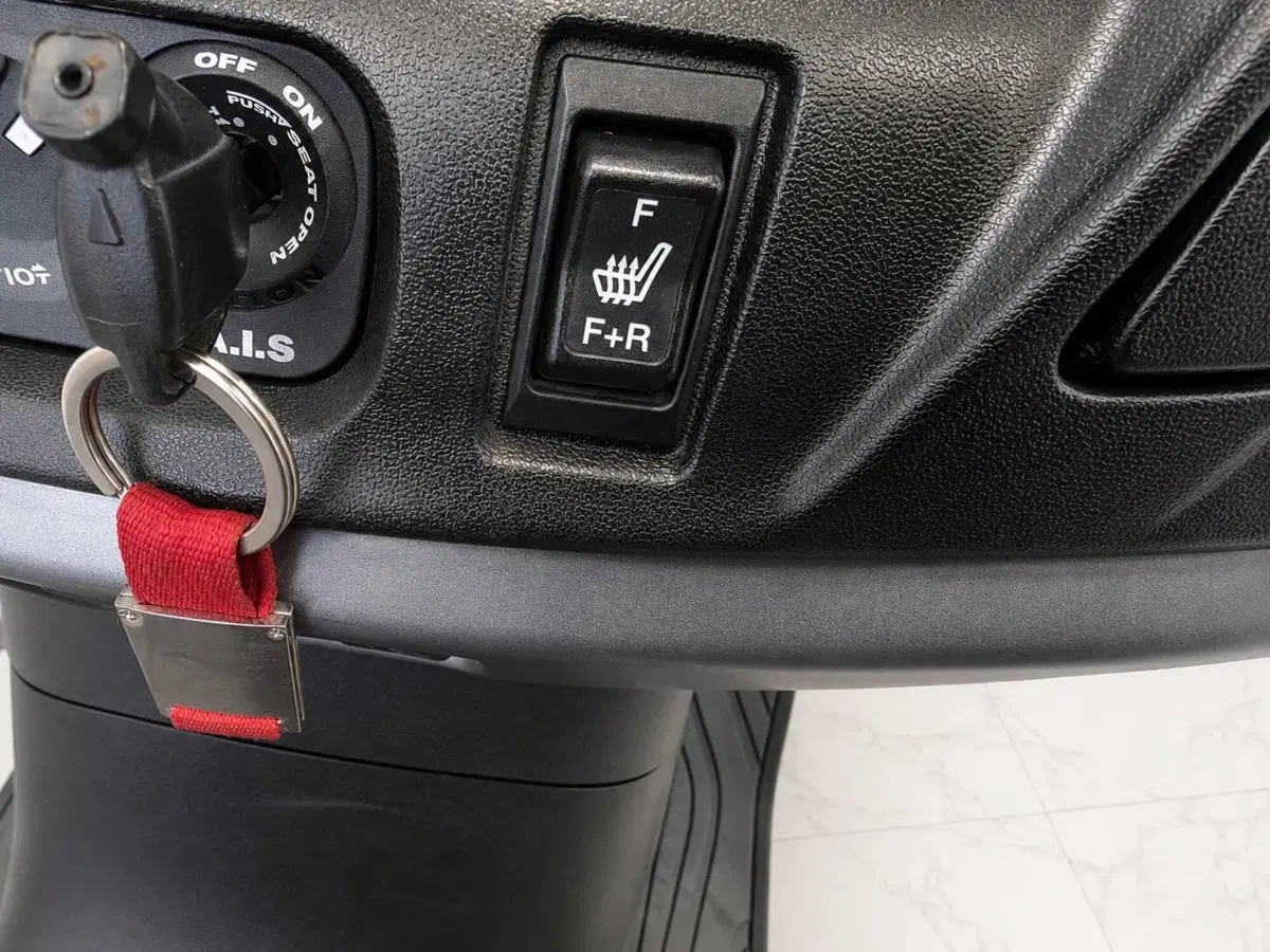 Suzuki Burgman AN 650 Executive (2017 - 20) (11)