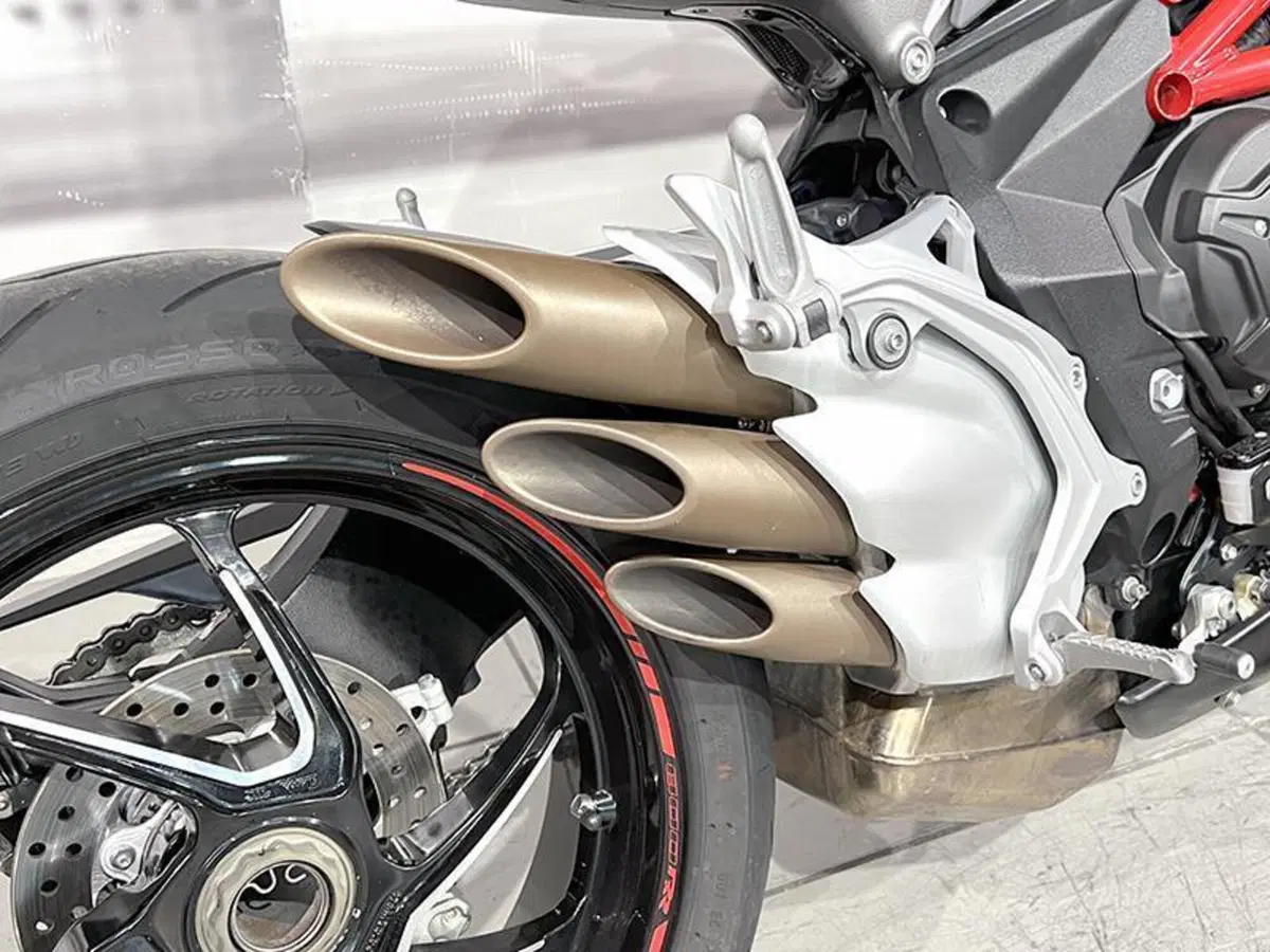 MV Agusta Brutale 800 RR (2017 - 20) (4)