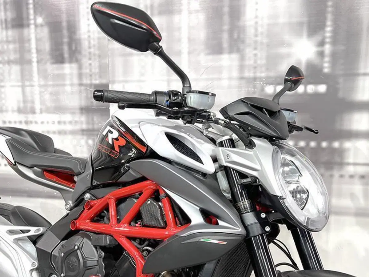 MV Agusta Brutale 800 RR (2017 - 20) (5)