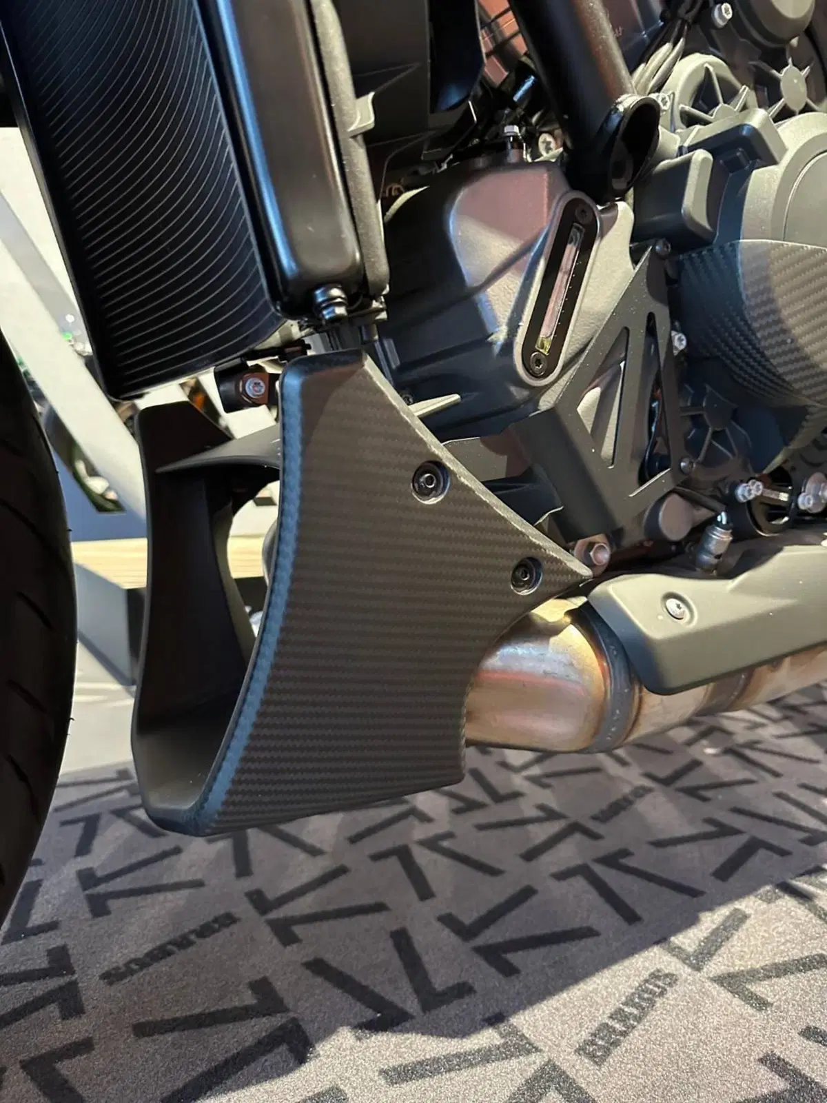 KTM Brabus 1300 R (2023 - 25) (4)
