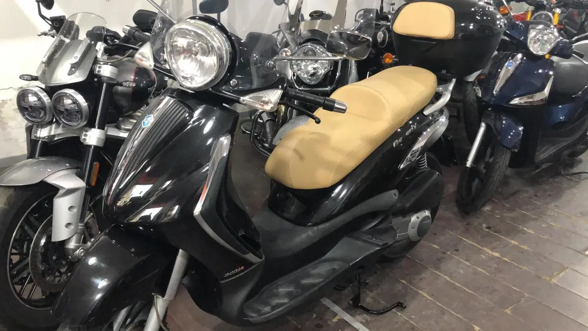 Piaggio Beverly 300 i.e. (2010 - 16)