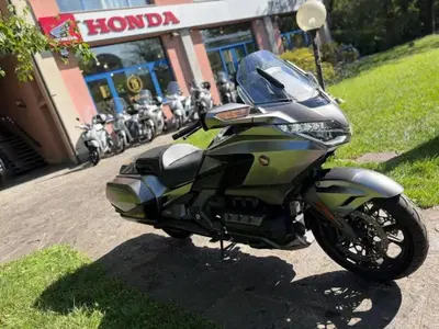 Honda Gold Wing 1800 Bagger &egrave; l'usato del giorno che vi far&agrave; scordare l'auto