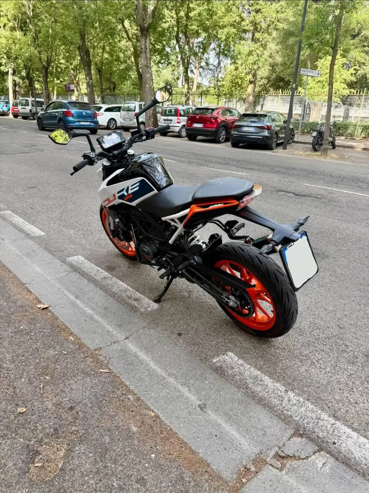 KTM 125 Duke (2024 - 25) (4)