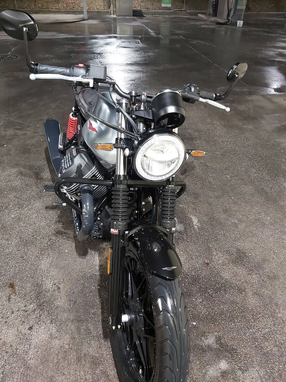 Moto Guzzi V7 III Stone S (2020) (5)