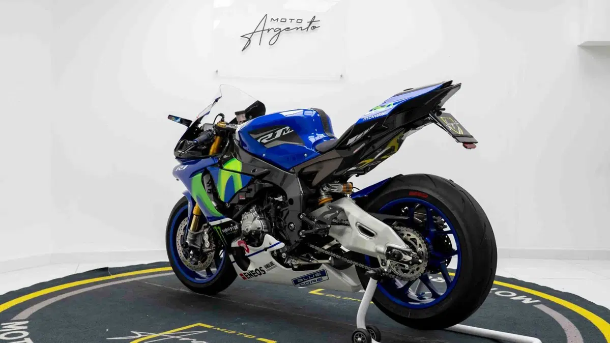 Yamaha YZF R1 M (2015 - 16) (6)