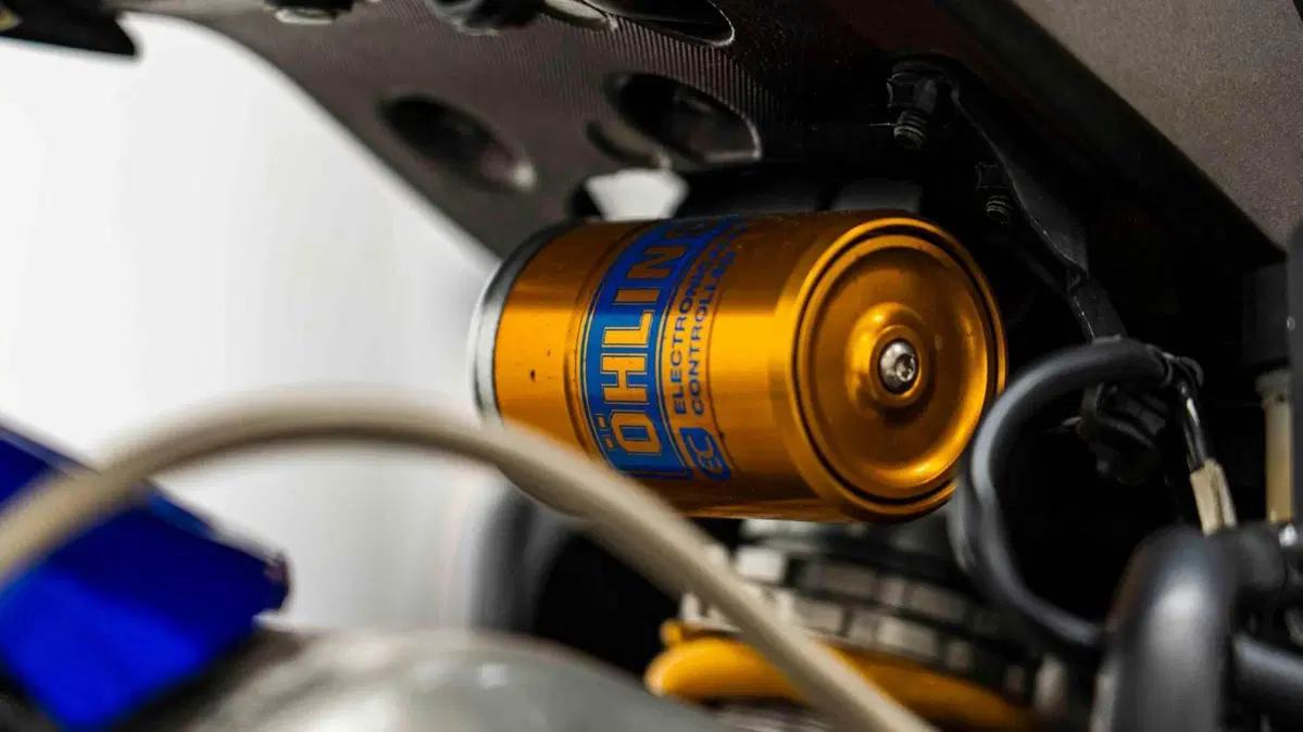 Yamaha YZF R1 M (2015 - 16) (12)