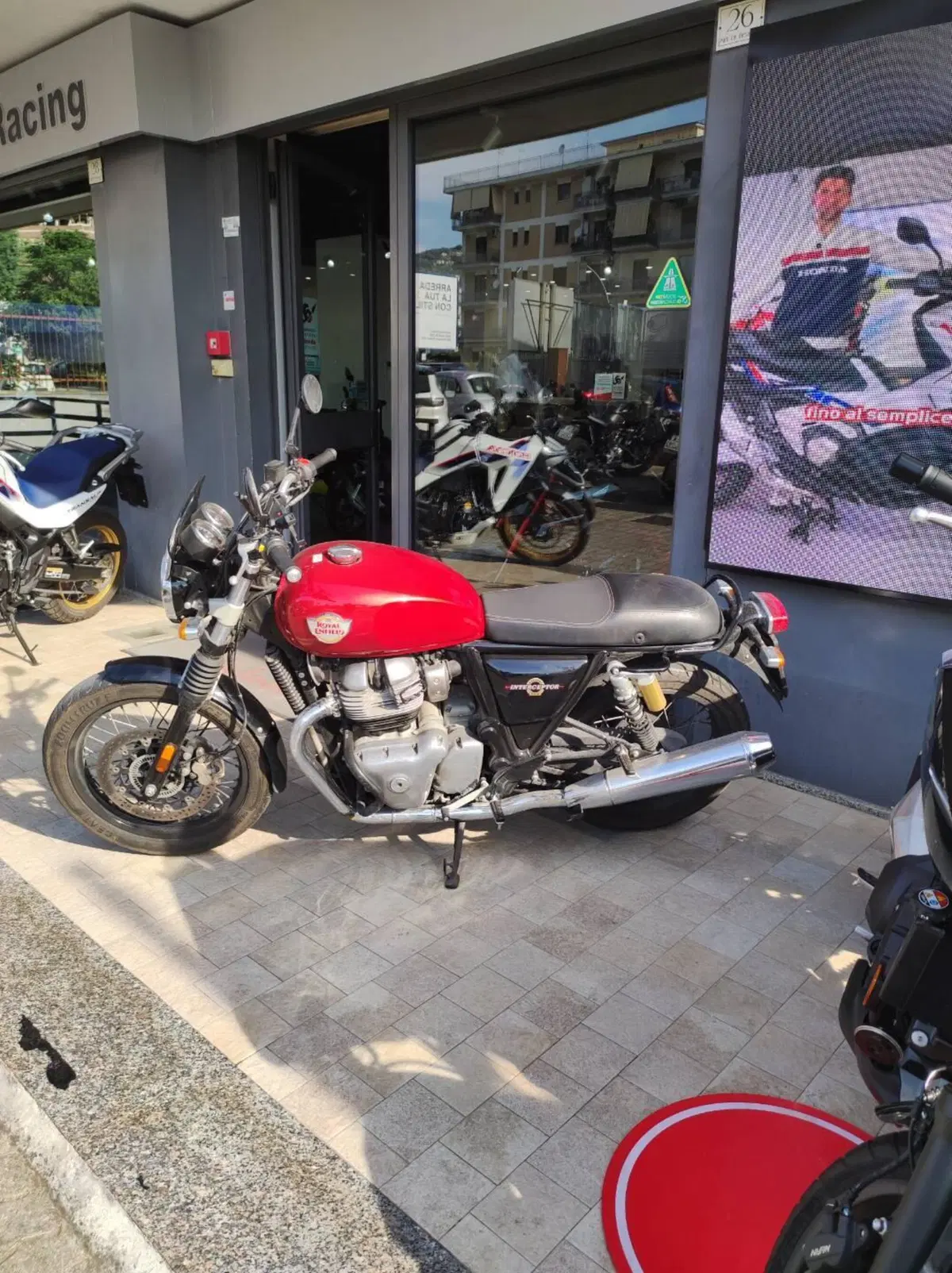 Royal Enfield Interceptor 650 (2021 - 26) (5)