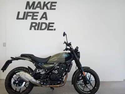 Royal Enfield Guerrilla 450 (2024 - 26) usata