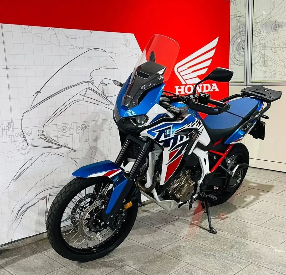 Honda Africa Twin CRF 1100L DCT (2022 - 23) (2)